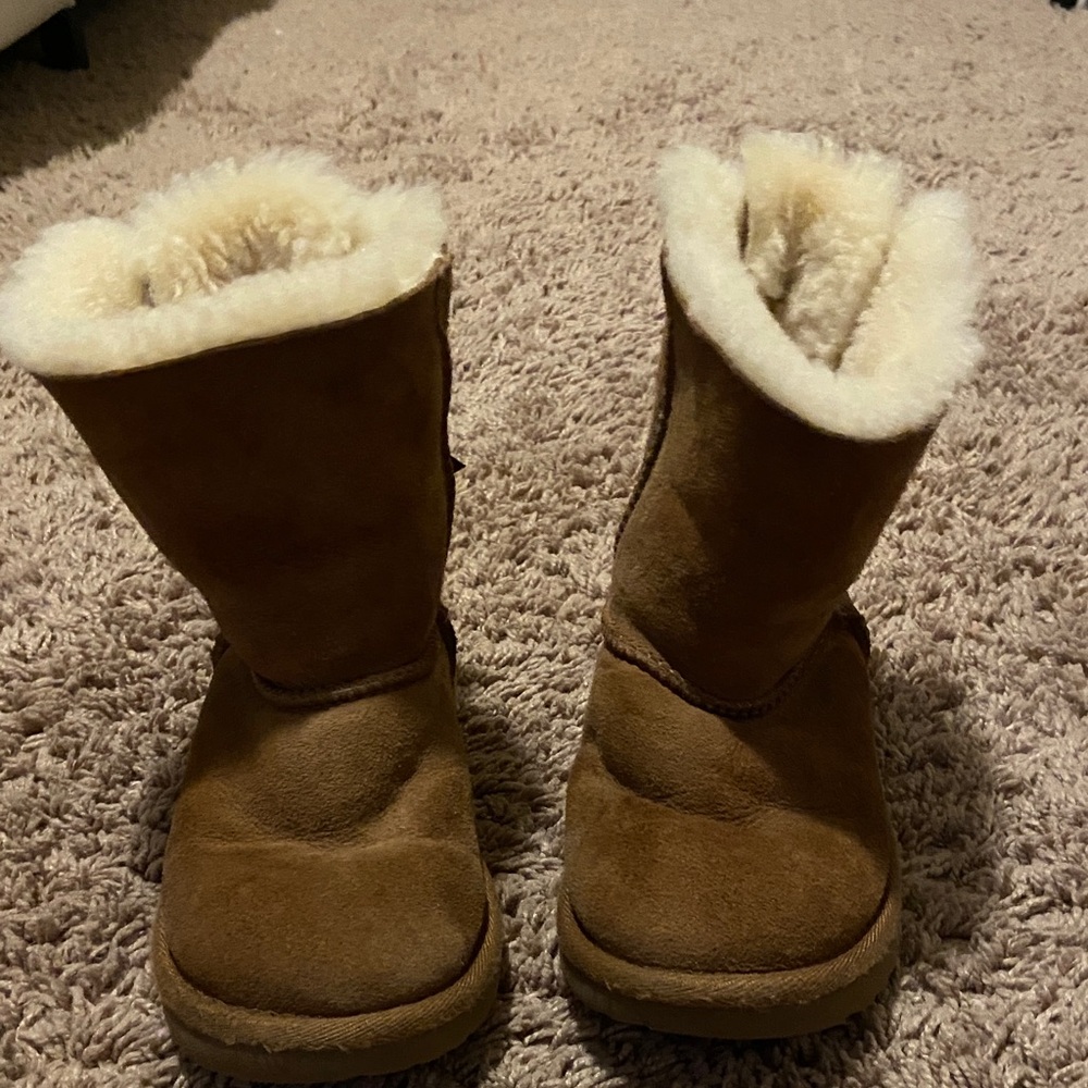UGG Tan Suede Boots with shows on the back